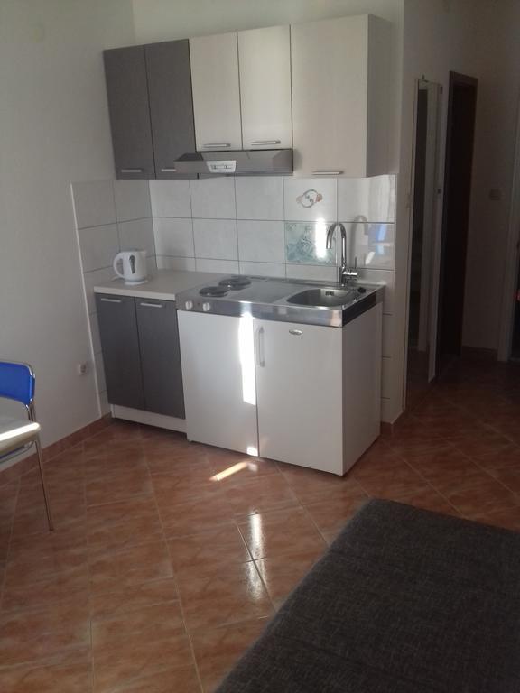 Apartments Erceg أوميس المظهر الخارجي الصورة