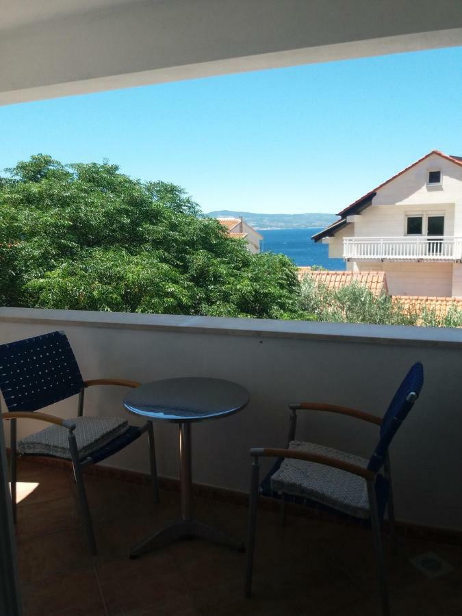 Apartments Erceg أوميس المظهر الخارجي الصورة